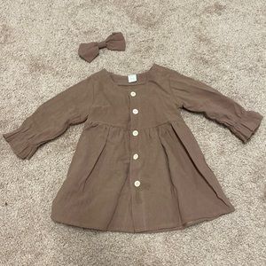 Linen 12-18 month Long Sleeve Button Down Dress with matching Bow